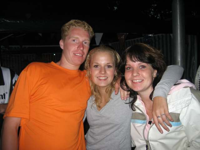 6KAMP 2006 Dorpshuis Vierhouten (Oranje/ijsvereniging)